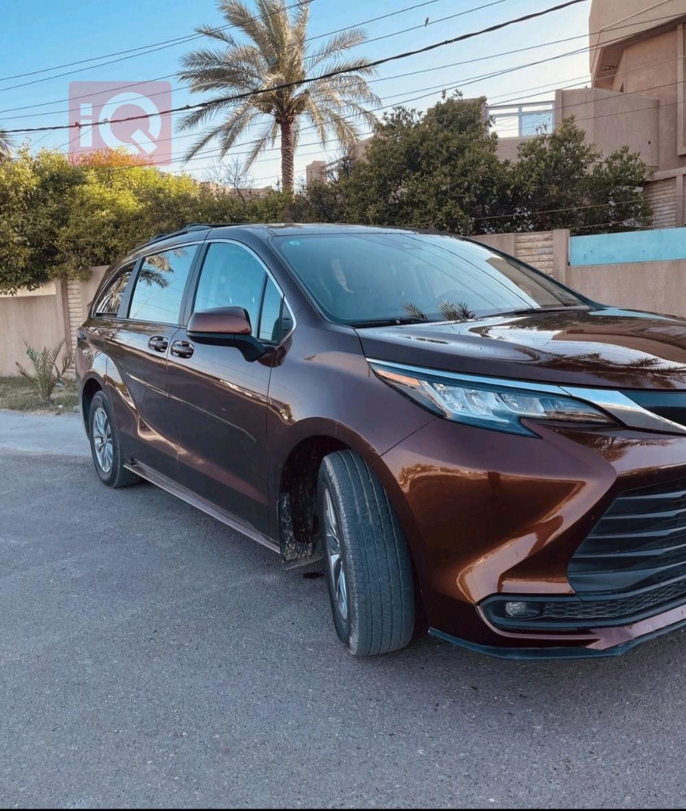 تويوتا سيينا